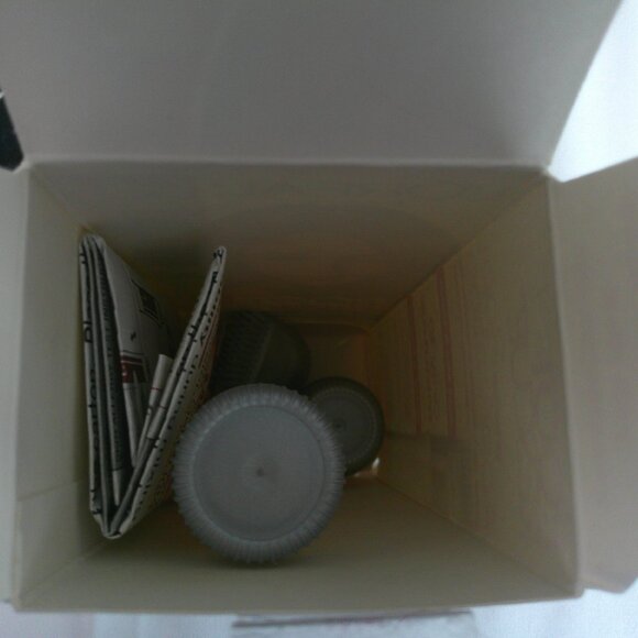 NIB L'Oreal Paris Root Rescue 10 Minute Root Hair Coloring Kit, 6 Light Brown - Picture 6 of 9